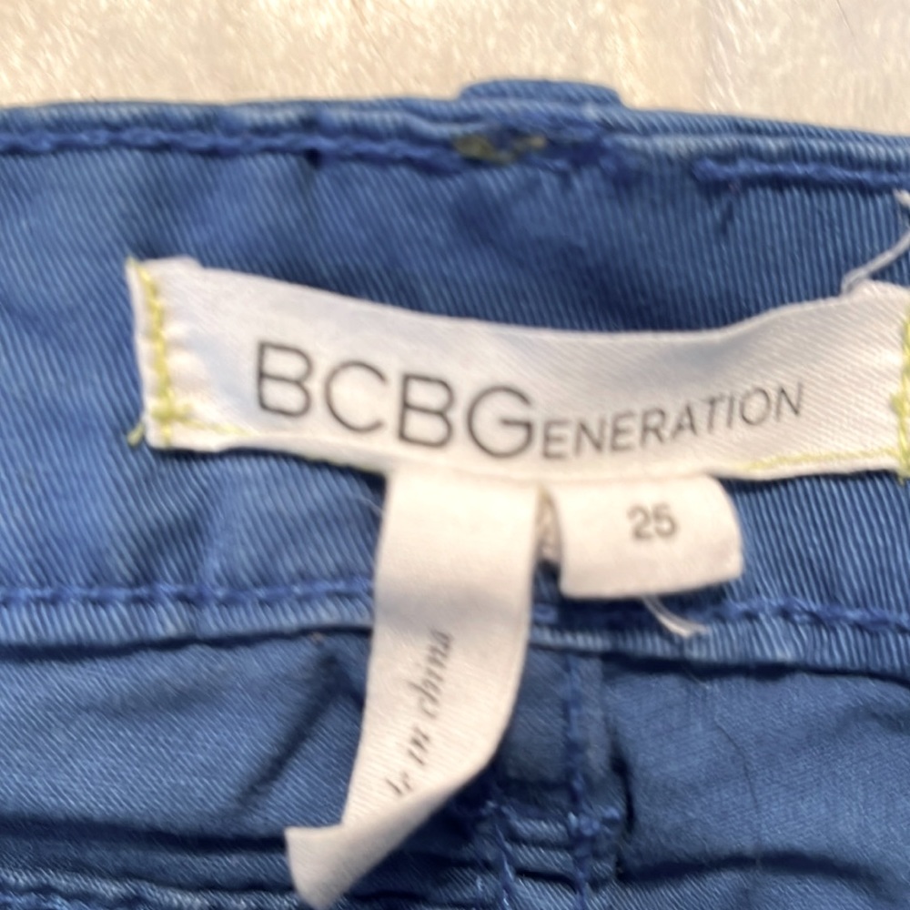 BCBG generation bright blue size 25